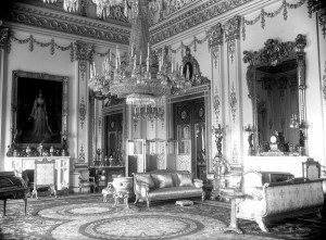 Белая гостиная, Букингемский дворец, 1947